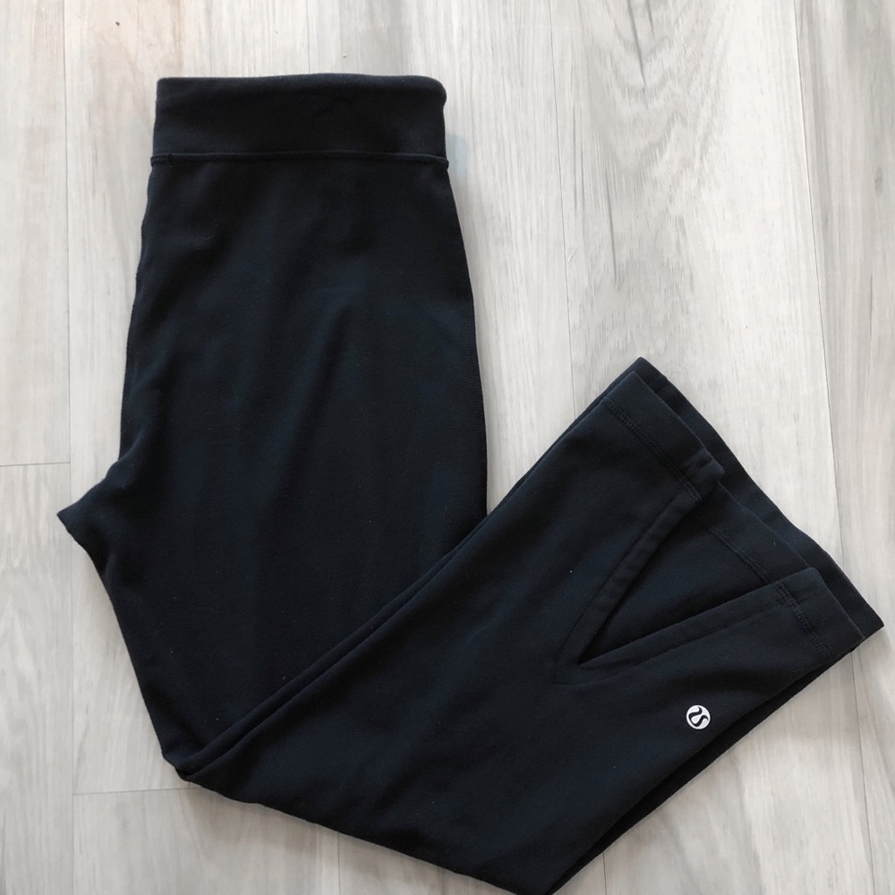 Lululemon Black Cropped Leggings
